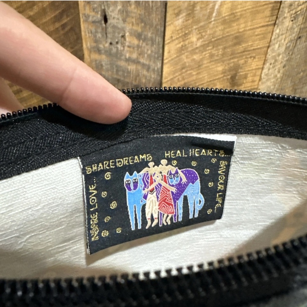 Laurel Burch Canvas Zippered Canine Clan Cosmetic Bag 9 1/4” X 6 1/2” Preowned - Picture 5 of 11